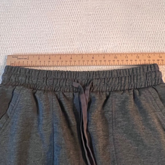 LEG3ND Women's Charcoal Gray Jogger Crop Sweatpants Drawstring Elastic Sz M - Picture 7 of 9